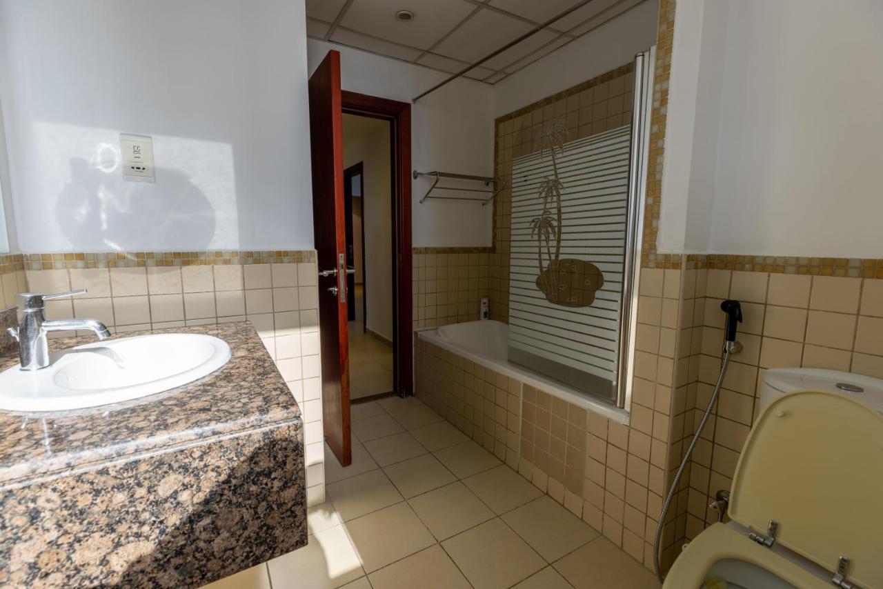 Travel Hub Premium Dubai Exterior foto