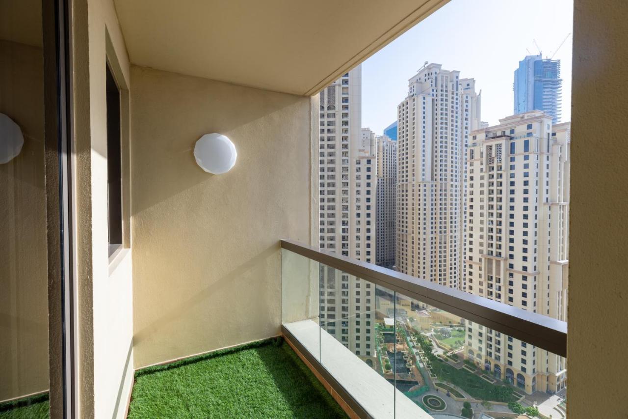 Travel Hub Premium Dubai Exterior foto